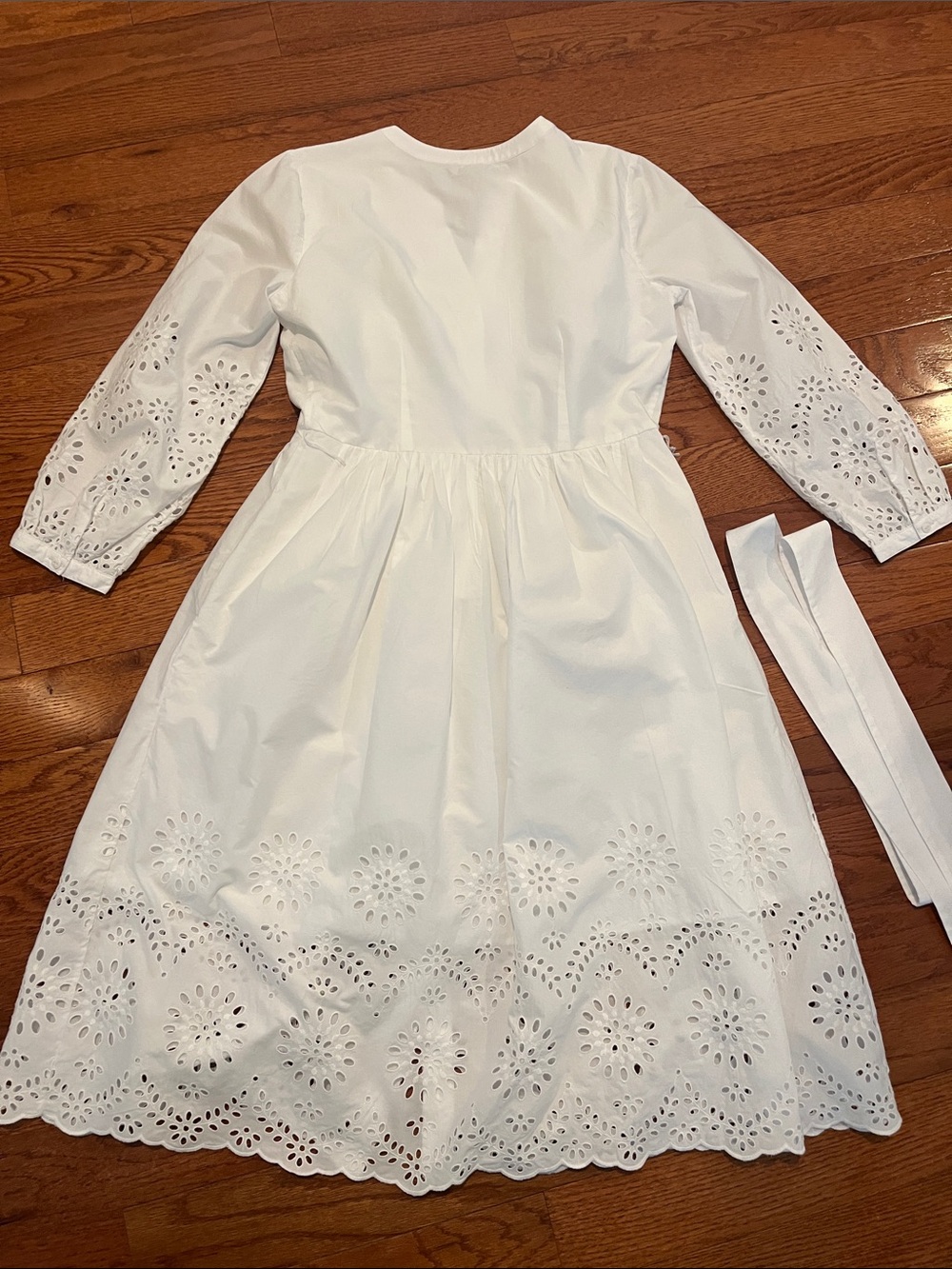 Talbots White V-Neck 3/4 Sleeve Eyelet Trim Belted Midi Shirt Dress, Women's 8 - Picture 6 of 9